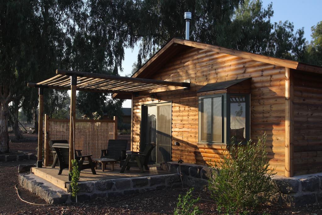 Assaf Boutique Winery & Cabins Kidmat Tsvi Ngoại thất bức ảnh
